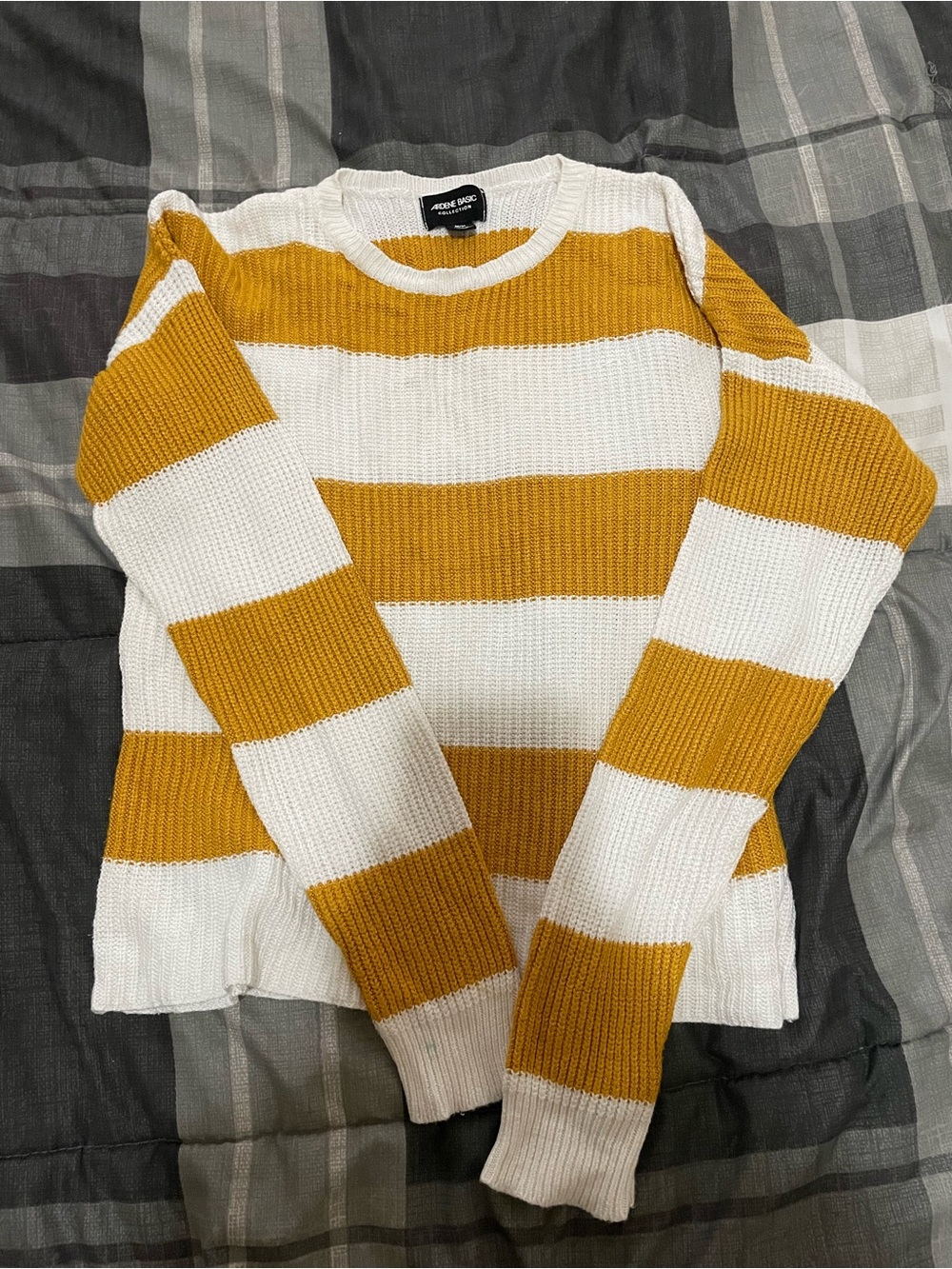 Ardene White & Mustard Striped Crew Neck Sweater